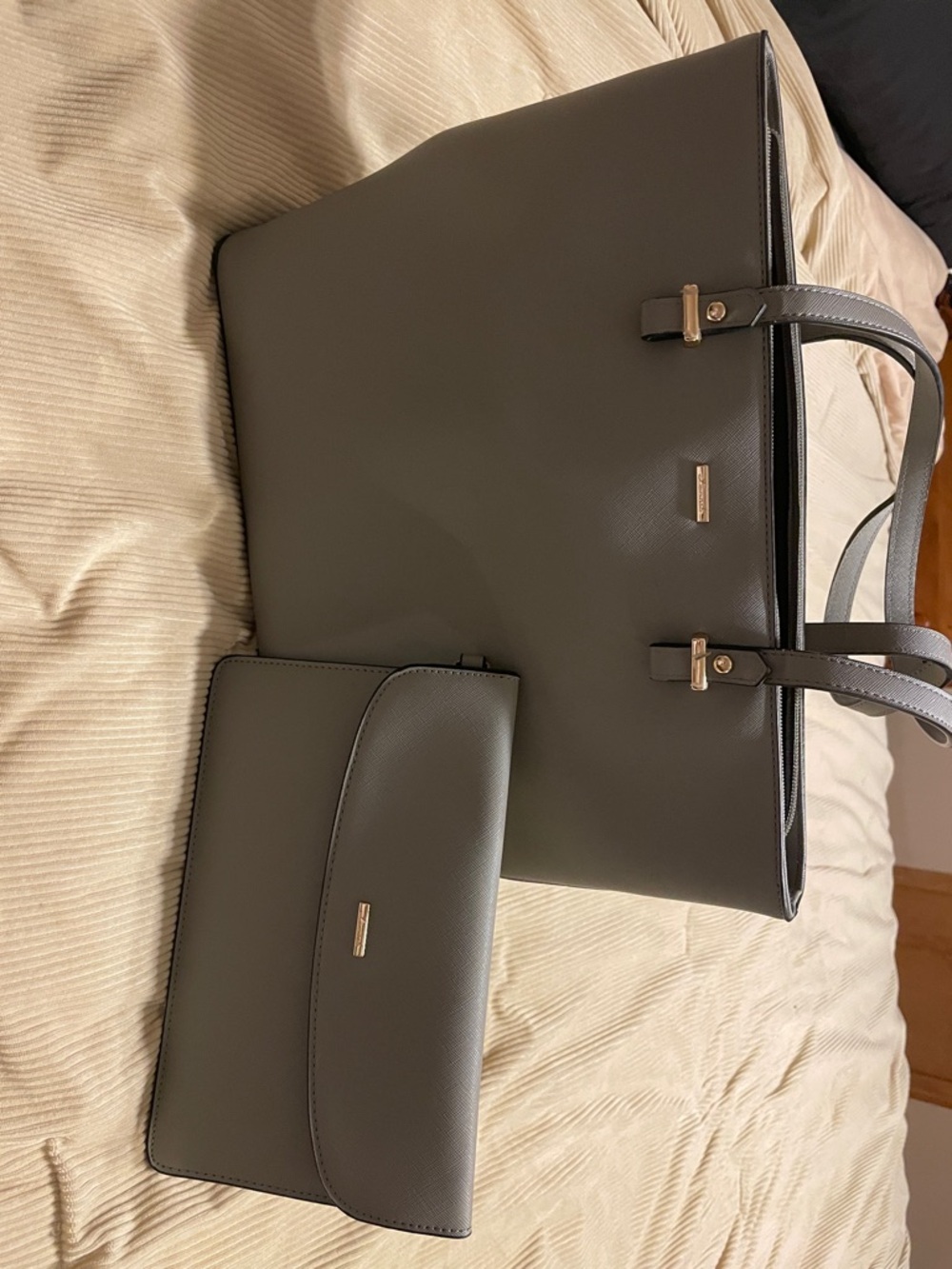 Structured Gray Tote Bag with Matching Wristlet - Sleek Everyday Carry